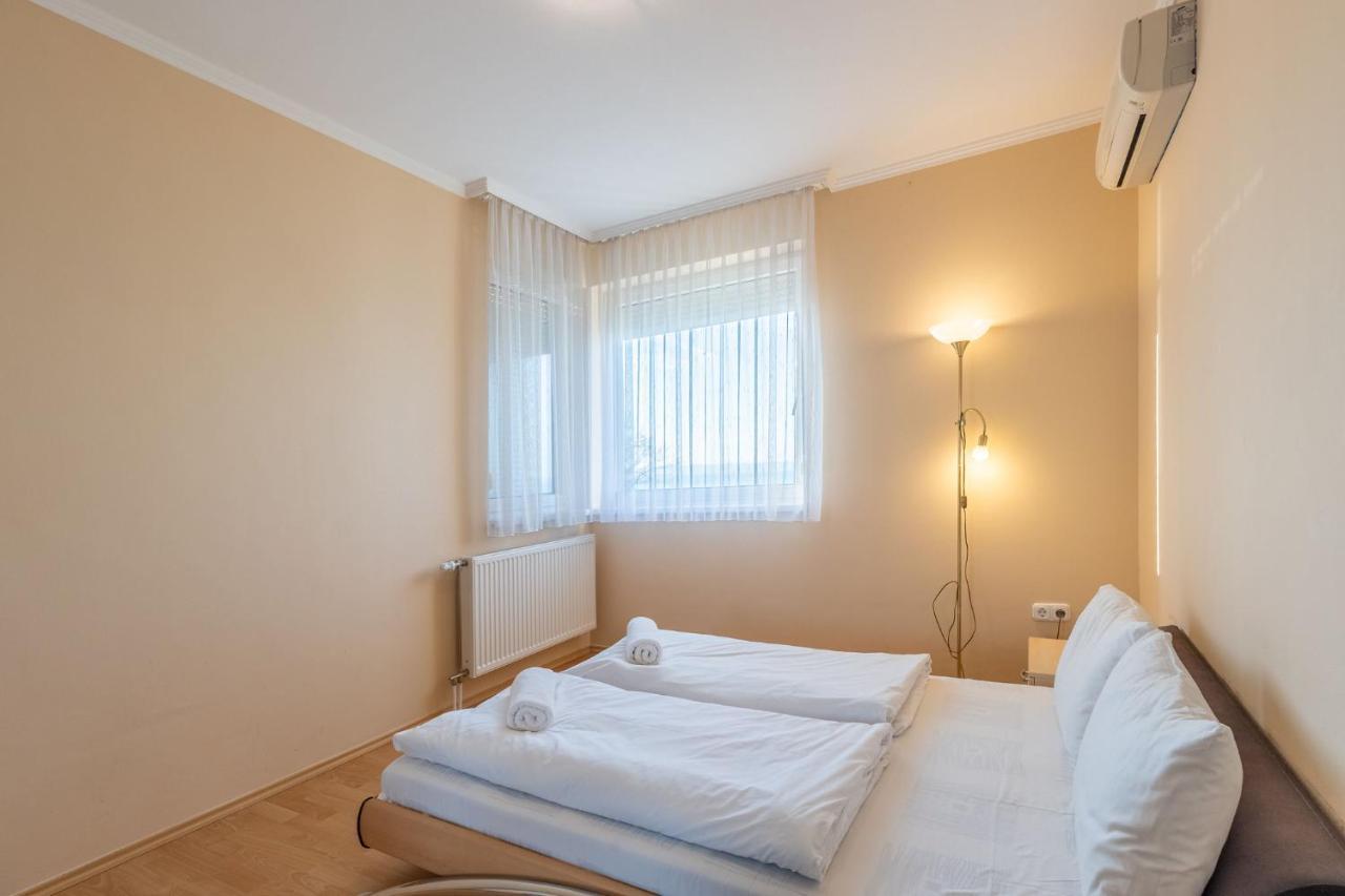 Kék Hullám Apartman Apartamento Siófok Exterior foto